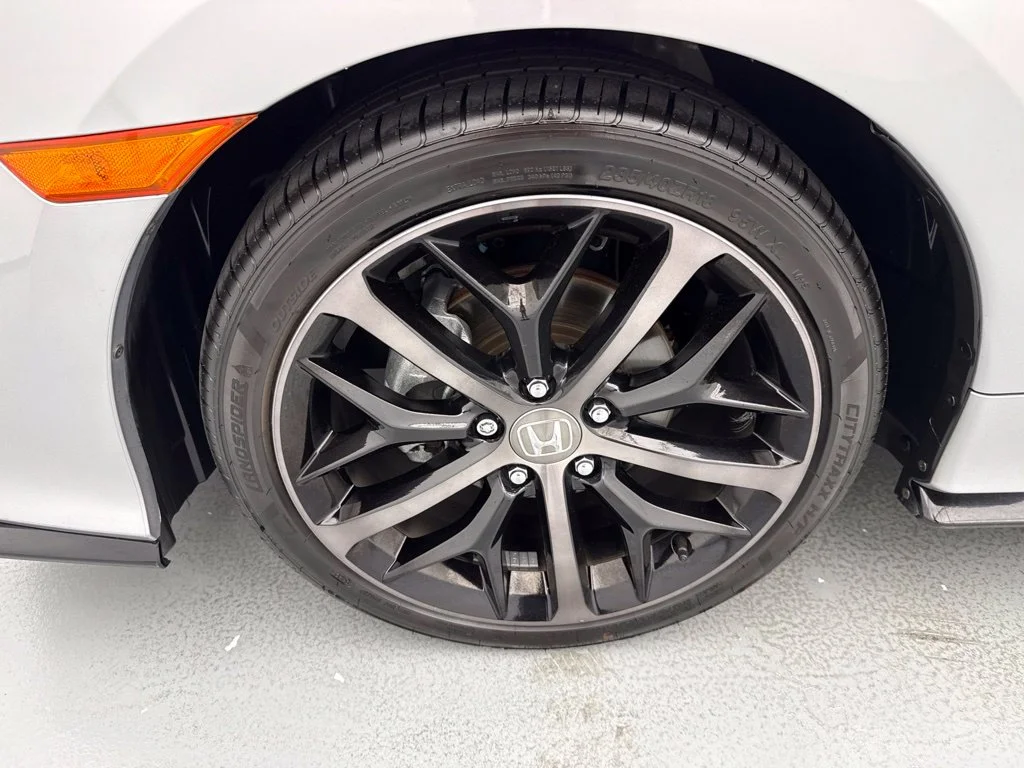 Used 2021 Lunar Silver Metallic Honda Sport image 4