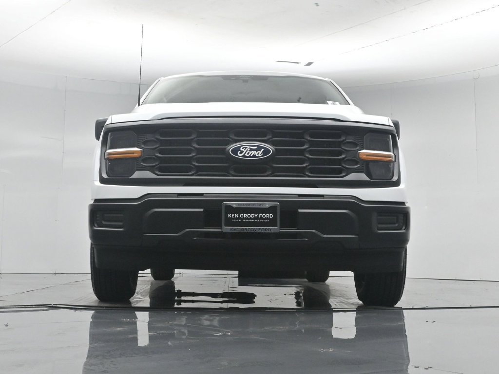 New 2026 Oxford White Ford XL image 44