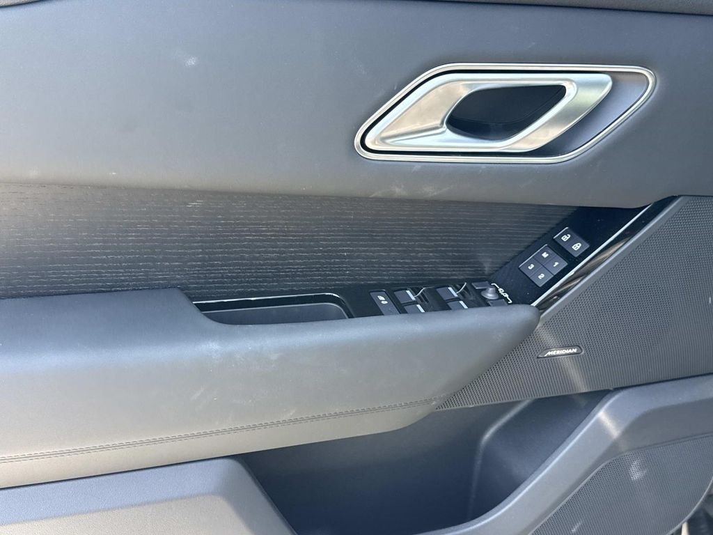 Used 2026 Gray Land Rover S image 20