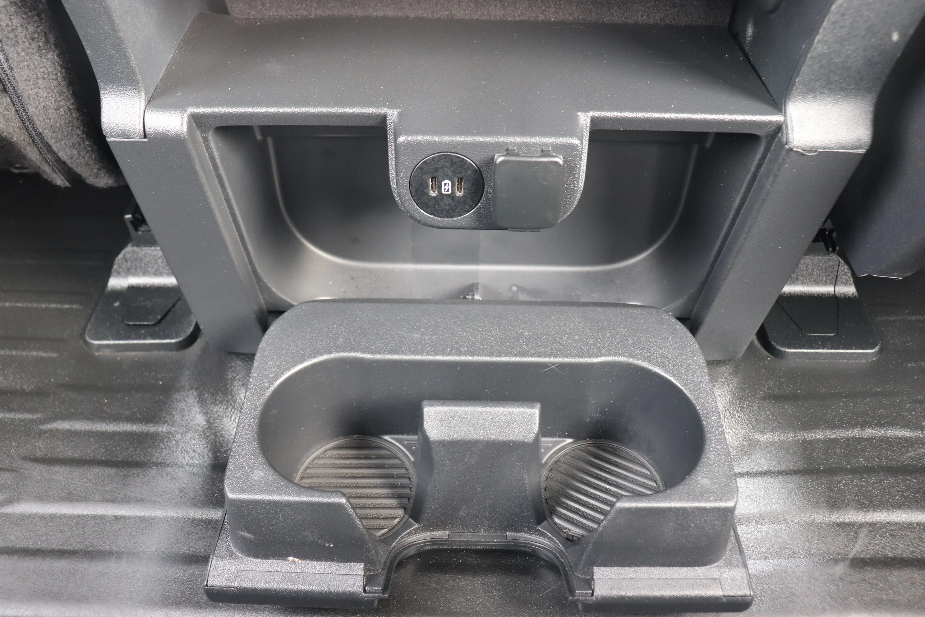 Certified Used 2024 OXFORD WHITE Ford XLT image 17