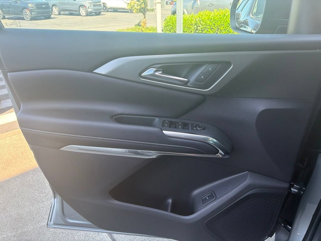 2026 Chevrolet Traverse LT - Photo 18