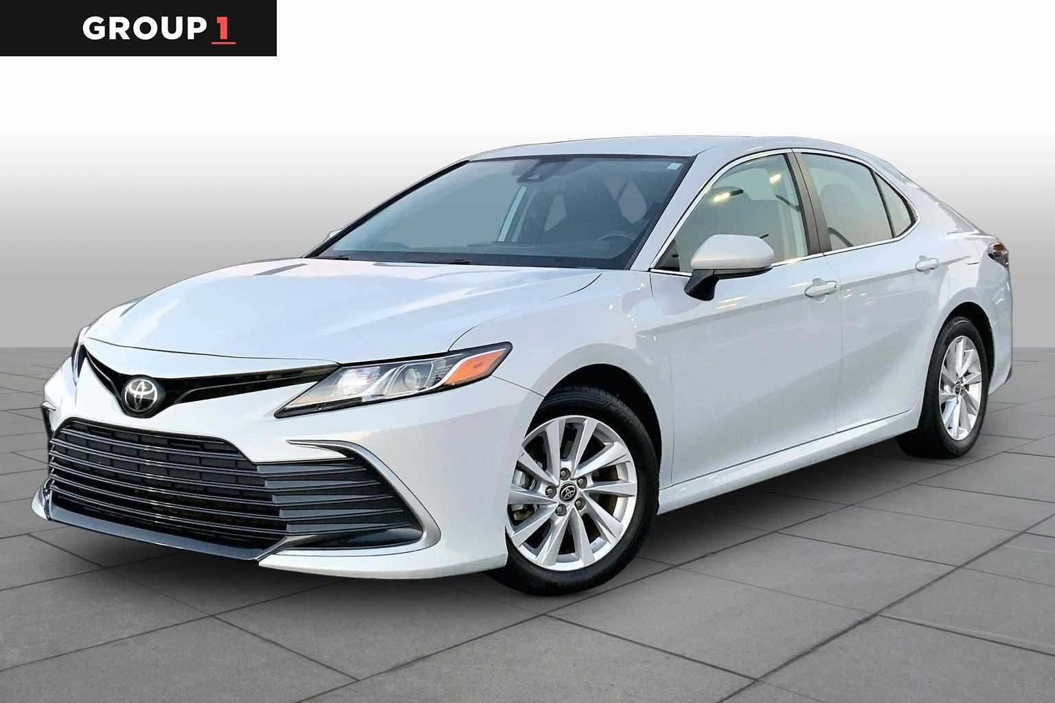 2022 Toyota Camry LE