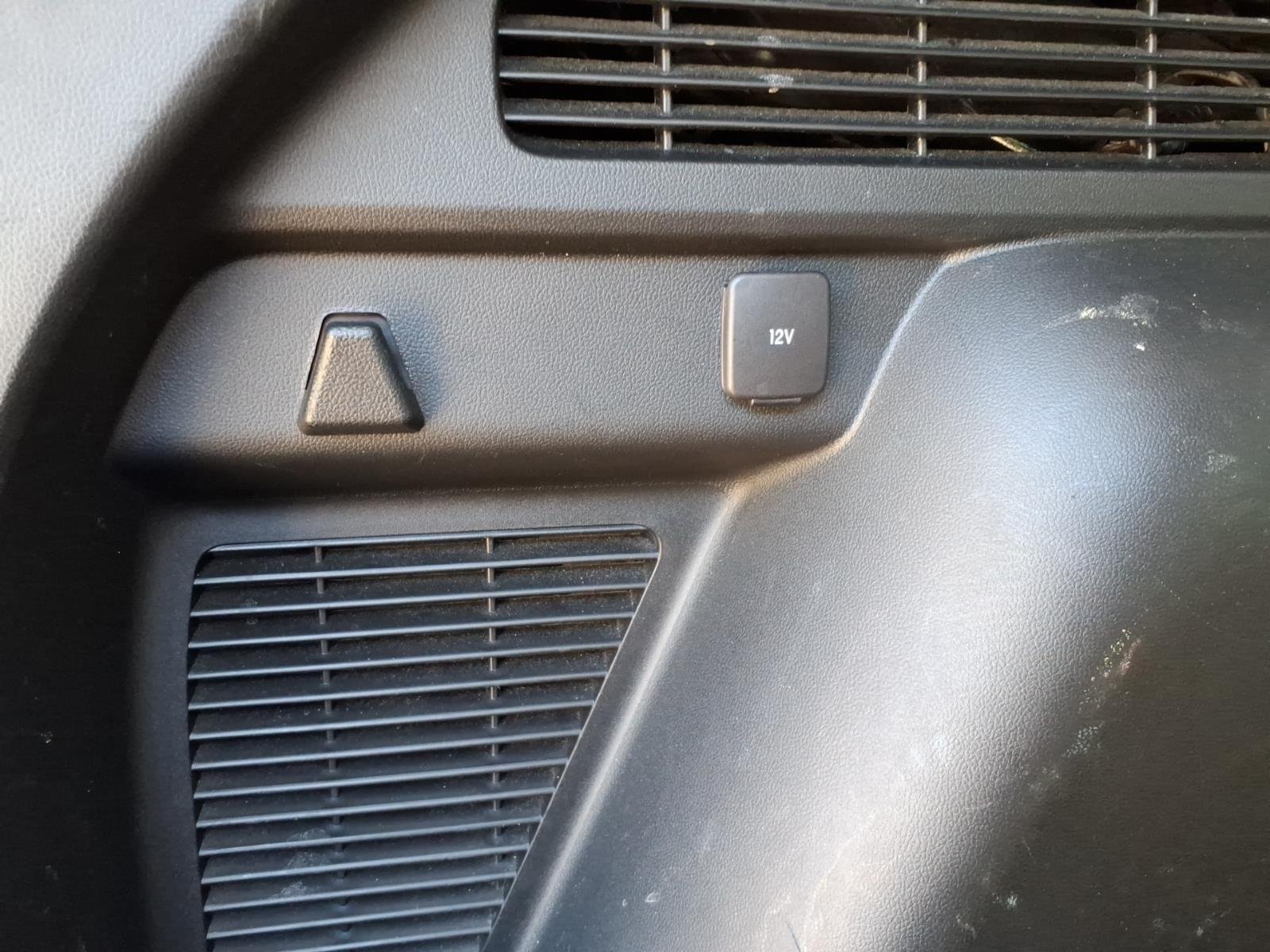 Used 2021 Agate Black Metallic Ford SE Hybrid image 23