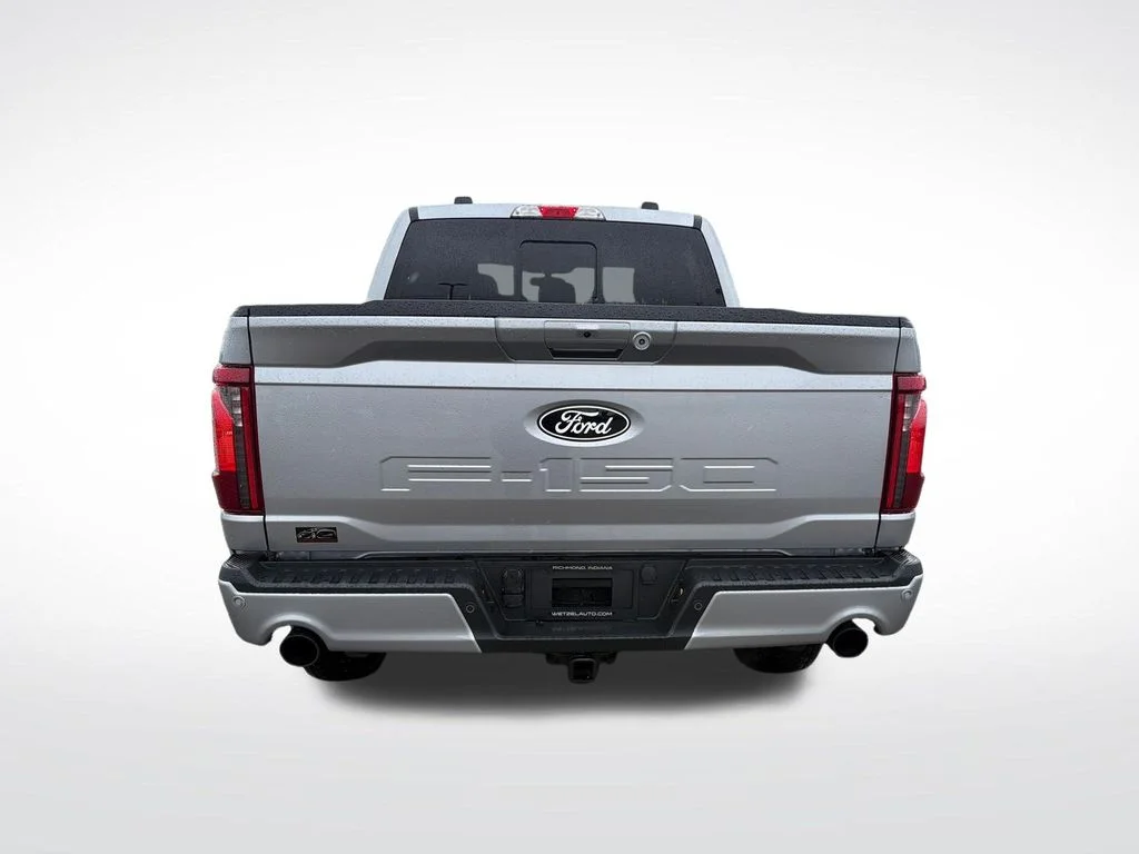 New 2026 Iconic Silver Metallic Ford XLT image 9