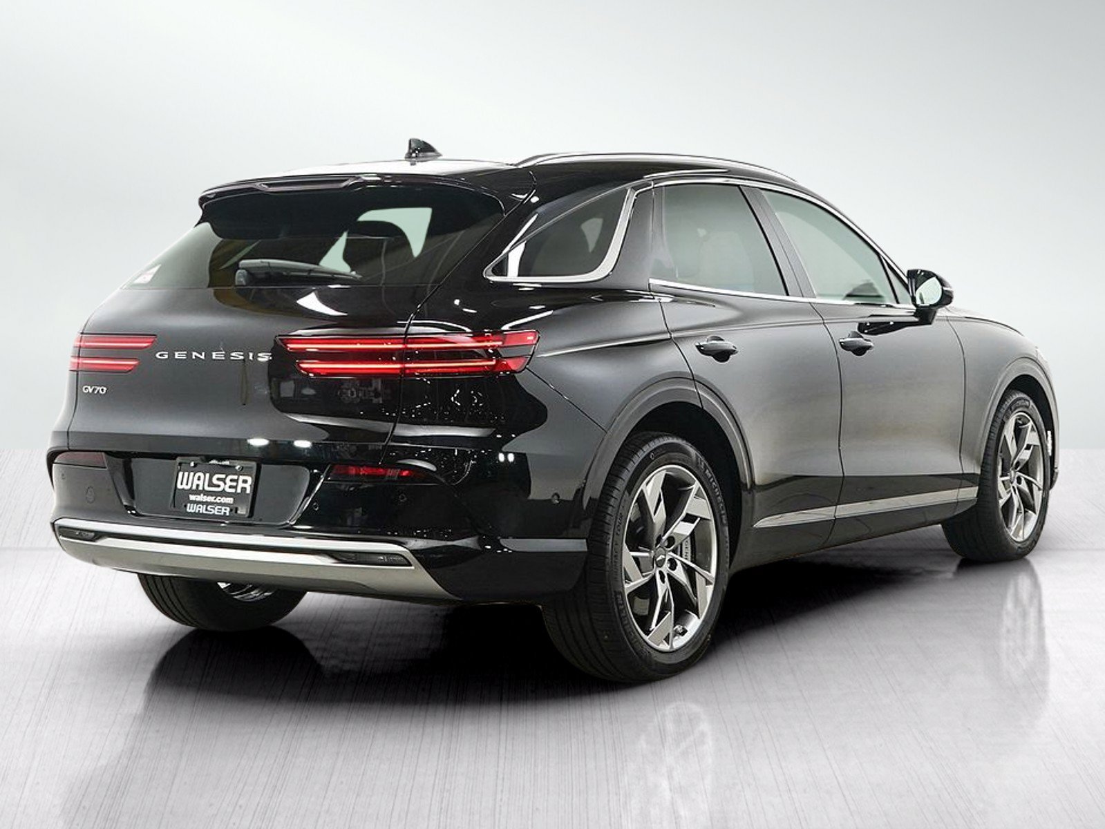 Used 2023 Vik Black Genesis Advanced AWD image 5