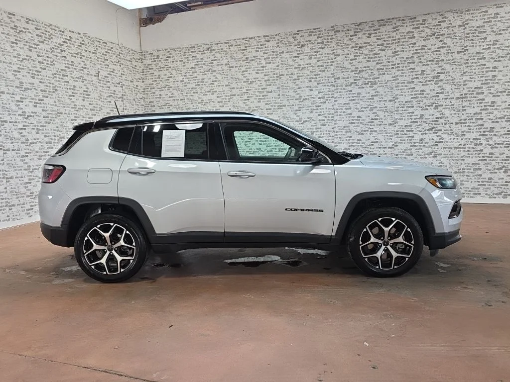 Used 2025 Silver Jeep Limited image 6