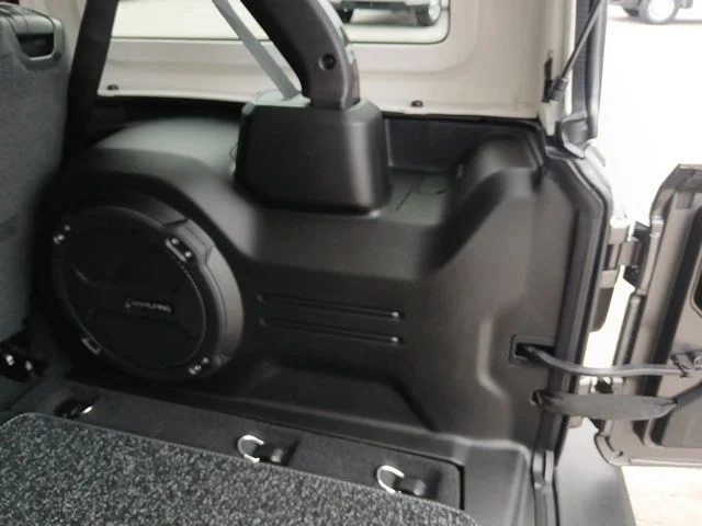 New 2026 Granite Crystal Metallic Clear-Coat Exterior Paint Jeep 85th Anniversary Edition image 14