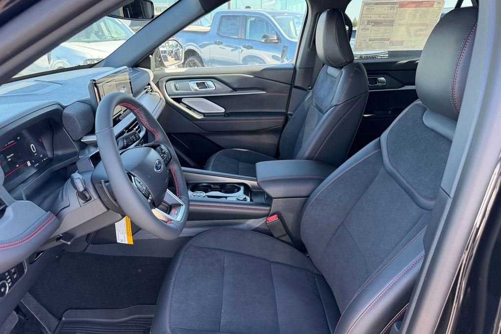 New 2026 Agate Black Metallic Ford ST image 12