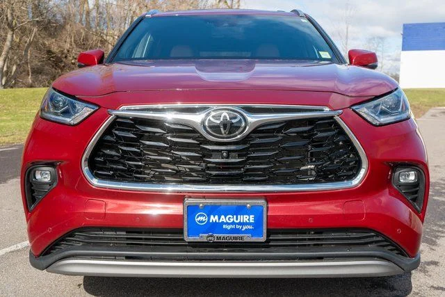 Used 2023 Red Toyota Platinum image 3