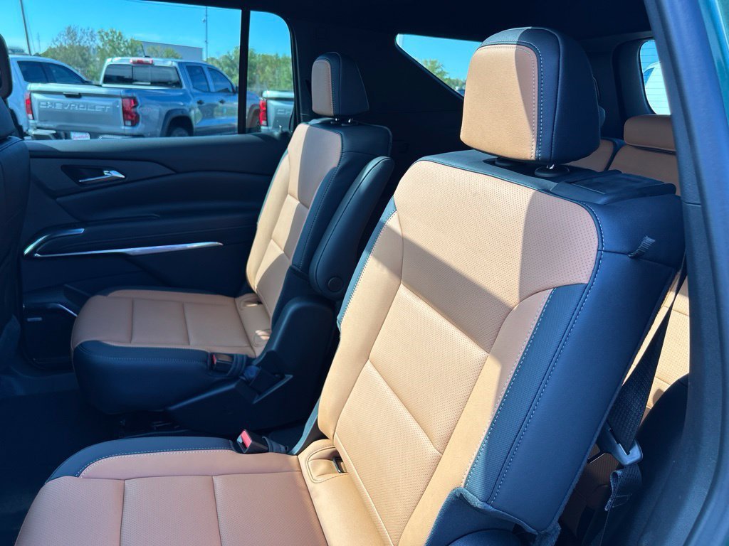 2027 Chevrolet Traverse Z71 - Photo 39