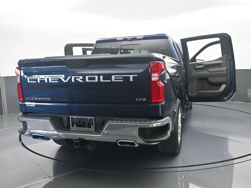 Used 2022 Northsky Blue Metallic Chevrolet LTZ image 80