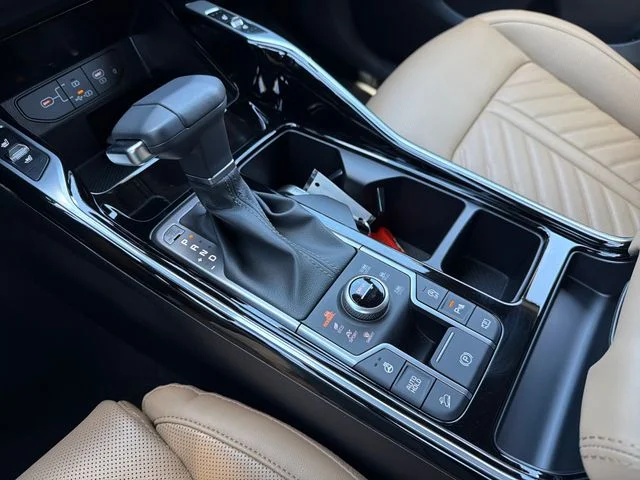 New 2026 Glacial White Pearl Kia X-Line SX Prestige AWD image 15