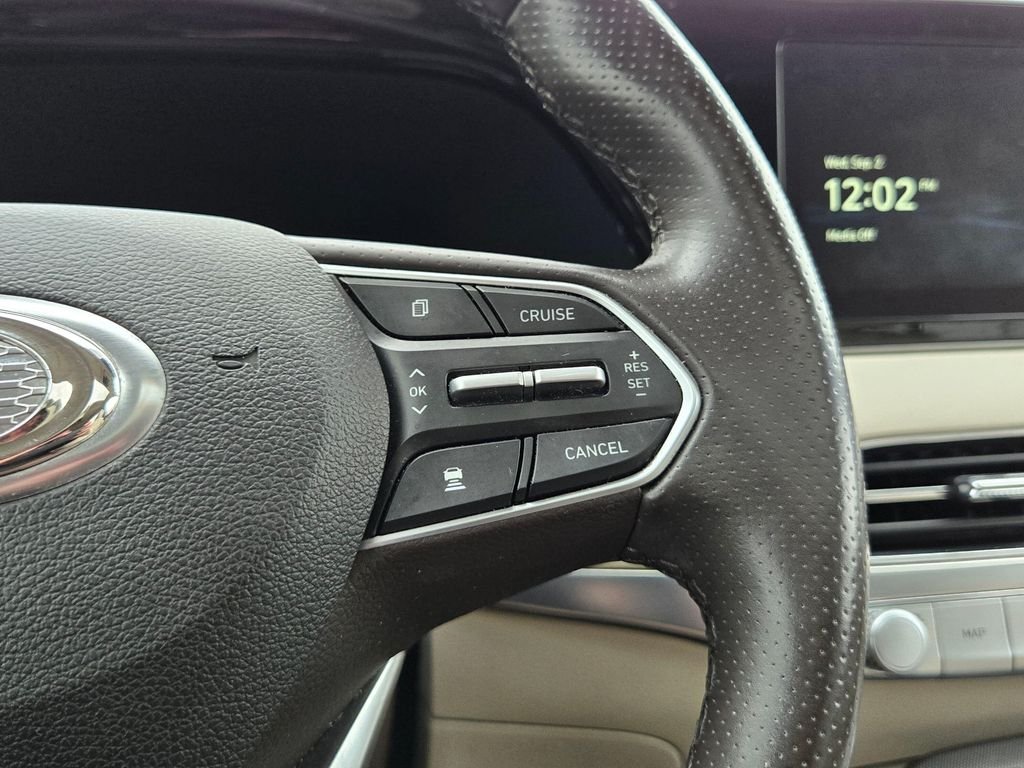 Used 2020 Hyper White Hyundai Limited image 30