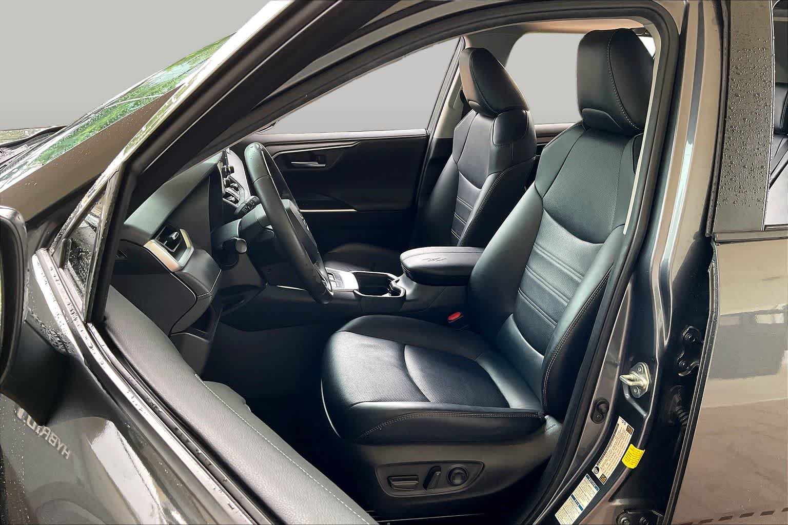 Used 2020 Magnetic Gray Metallic Toyota Hybrid Limited image 7