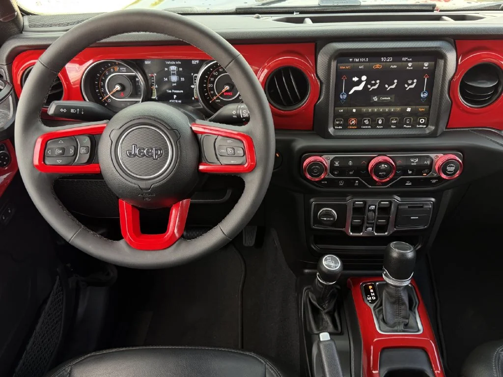 Used 2023 Black Jeep Texas Trail image 14
