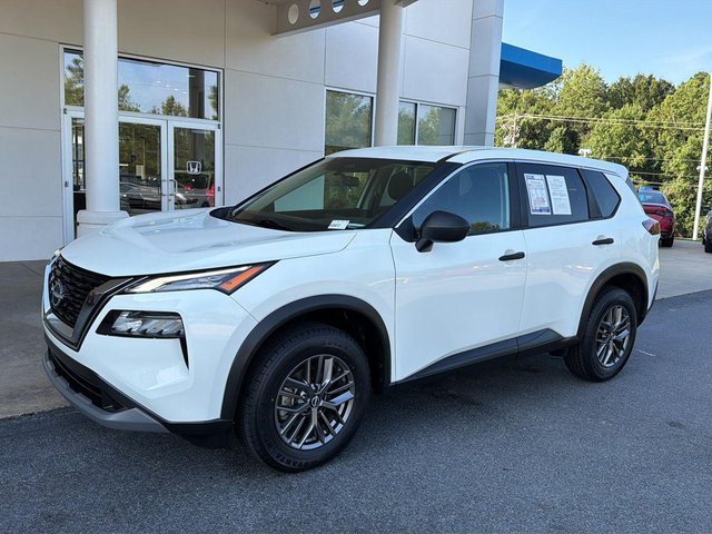 2022 Nissan Rogue S