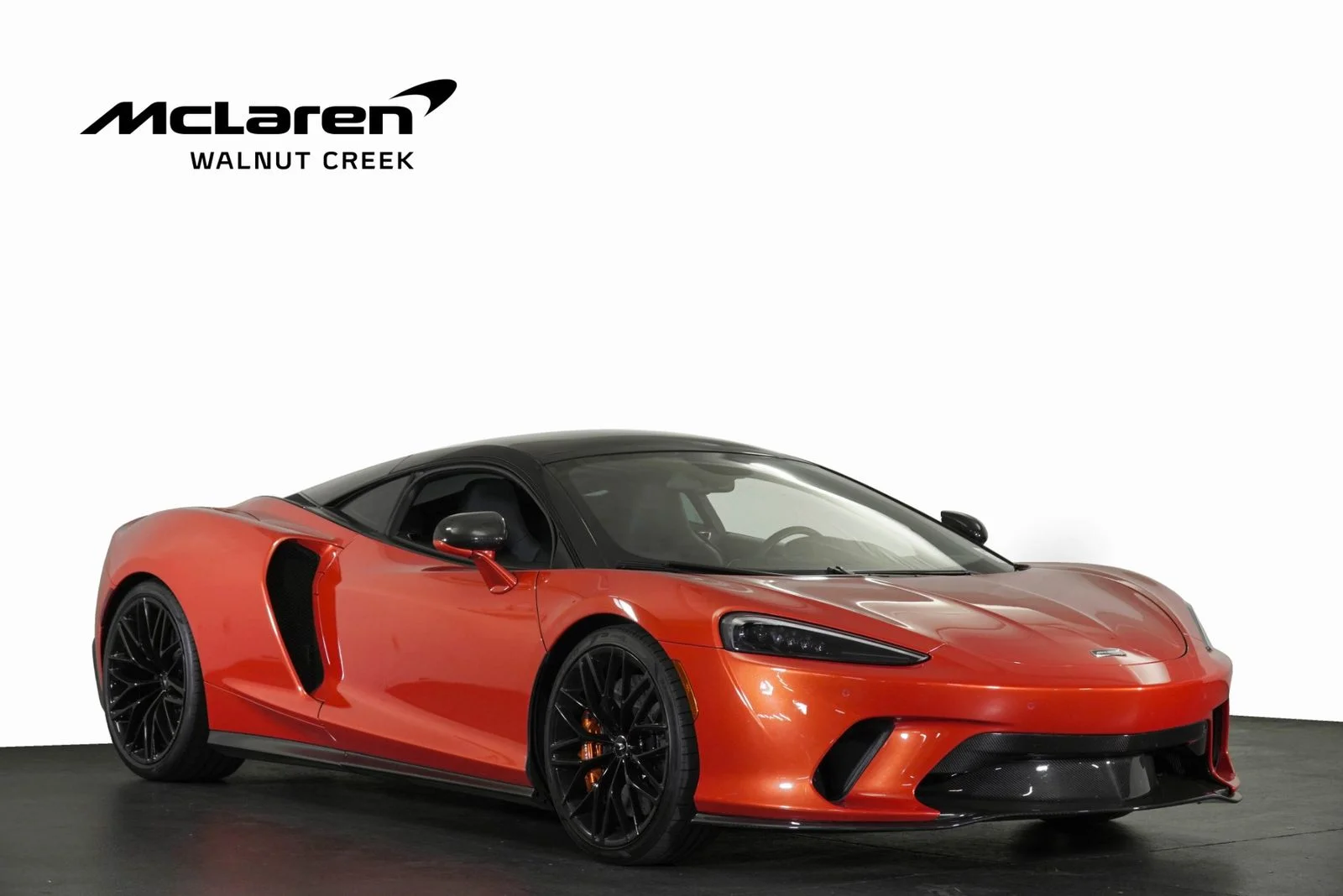 2023 McLaren GT