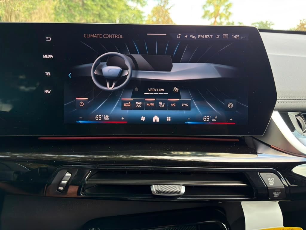 New 2026 Silver BMW xDrive28i image 20
