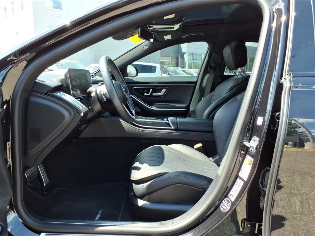 Used 2023 Obsidian Black Metallic Mercedes-Benz S500 image 11