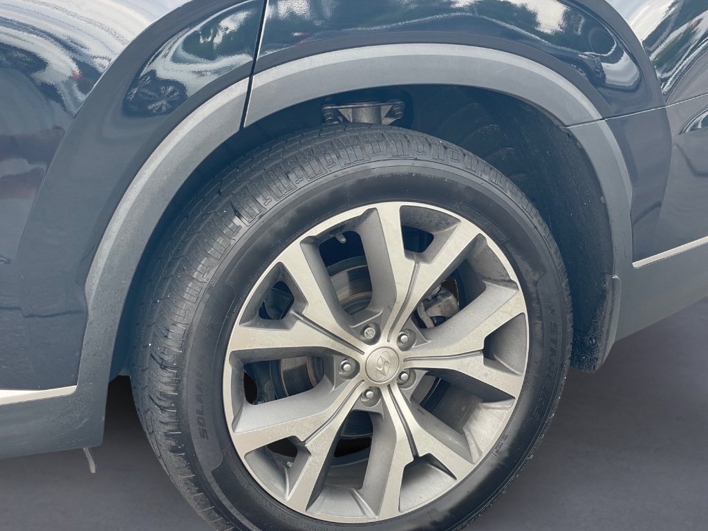 Used 2021 Moonlight Cloud Hyundai SEL image 26