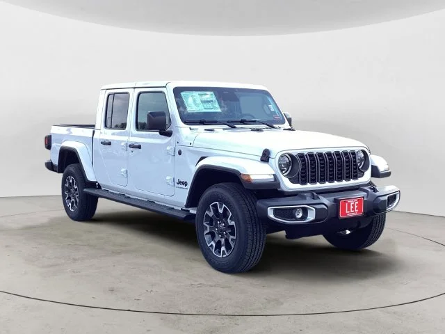 New 2026 Bright White Clearcoat Jeep SAHARA 4X4 image 7