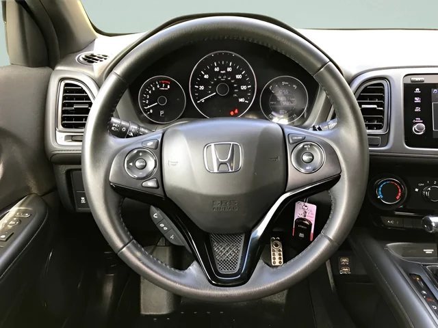 Used 2020  Honda Sport image 18