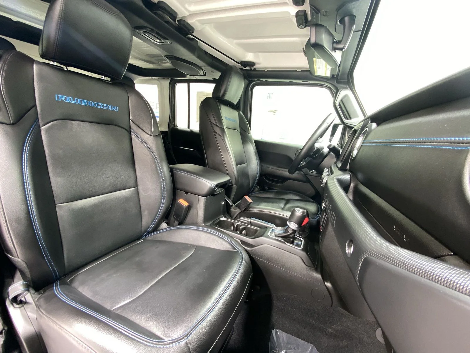 Used 2023 Gray Jeep Rubicon 4xe image 24