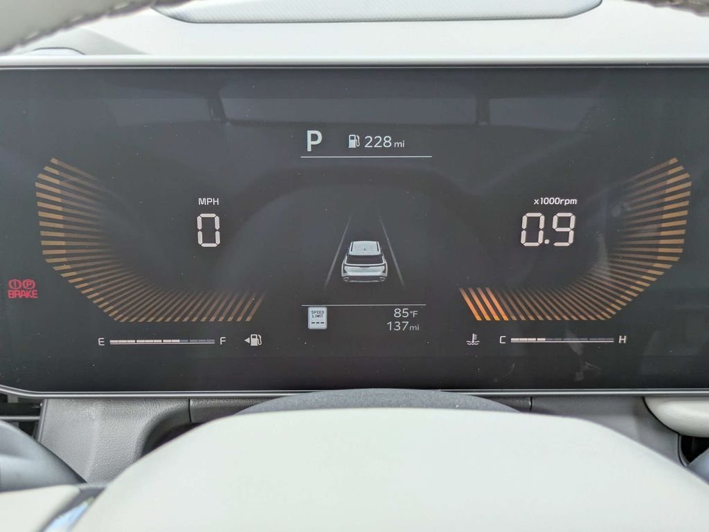 New 2027 Snow White Pearl Kia EX image 30