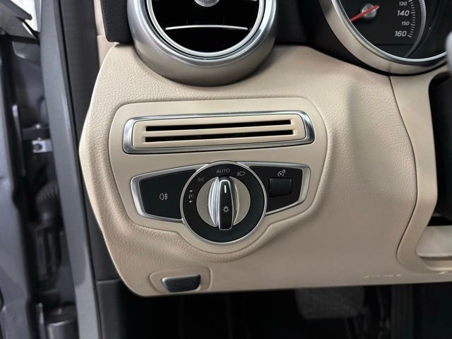 Used 2018 Gray Mercedes-Benz C 300 image 27