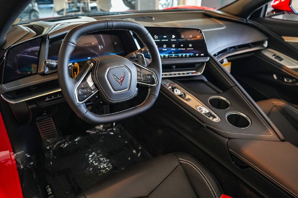 2027 Chevrolet Corvette 2LT - Photo 13