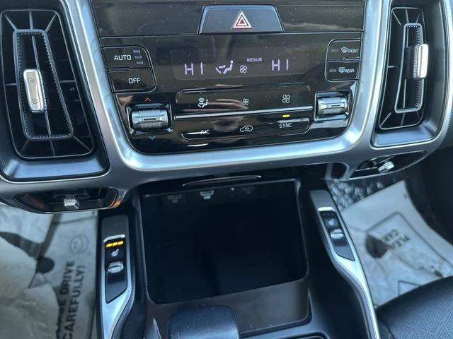2023 Kia Sorento X-Line S - Photo 18
