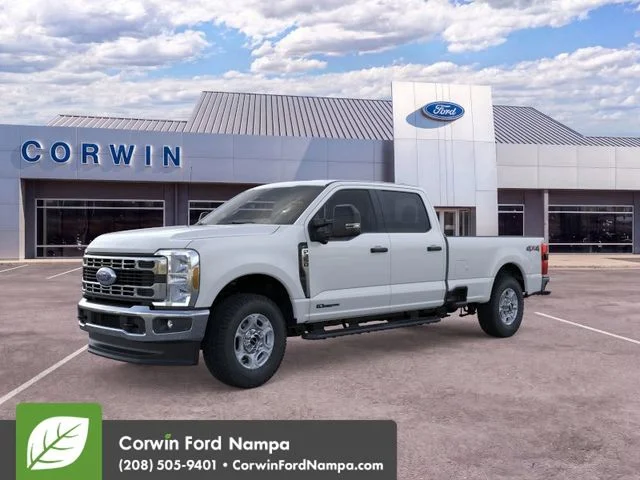 New 2026 Oxford White Ford XLT image 2