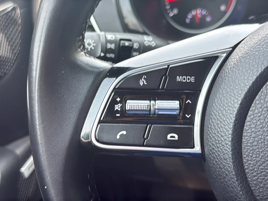 Used 2021 Black Kia SX image 45