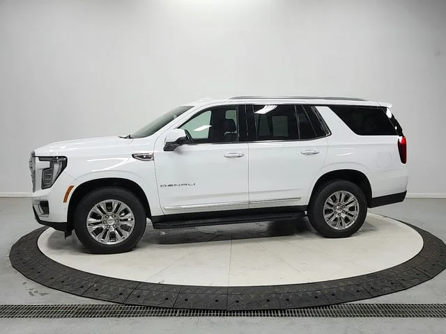 Used 2025 White GMC Denali image 4