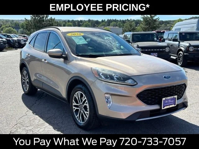 Used 2020 Gold Ford SEL image 8