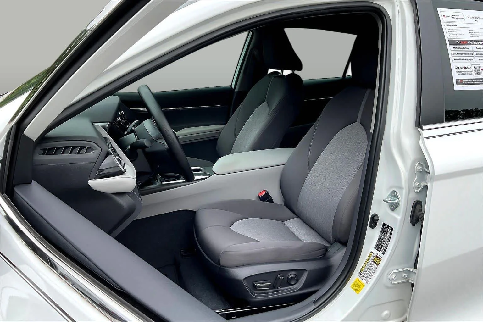 Used 2024 Ice Cap Toyota LE image 8