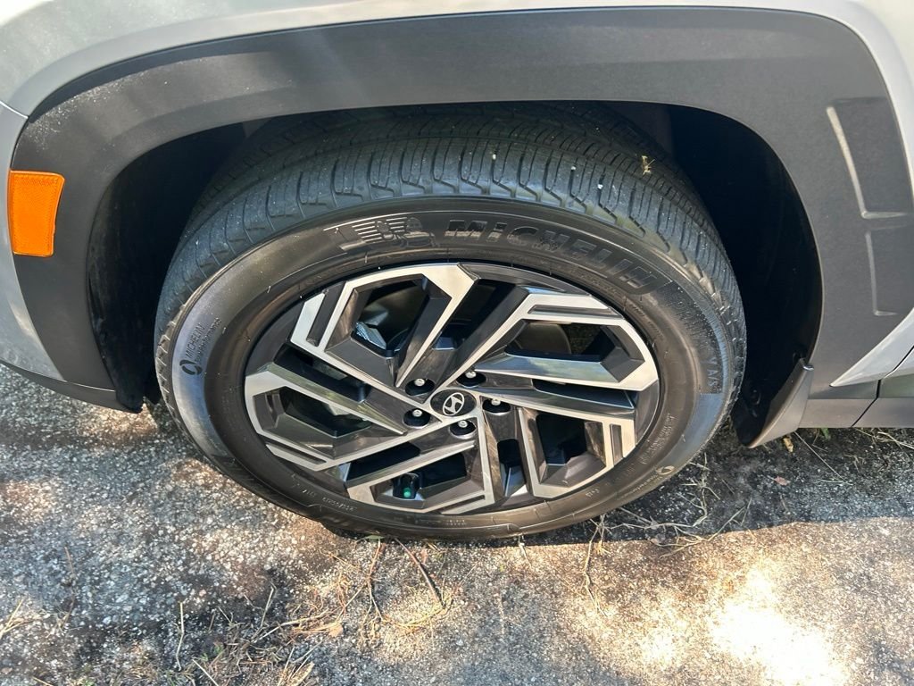 Used 2025 Silver Hyundai Limited image 14