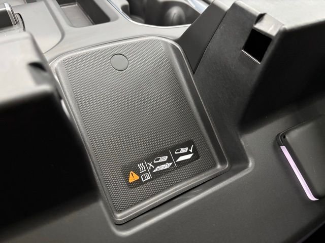 New 2026 Summit White GMC Denali Ultimate image 35