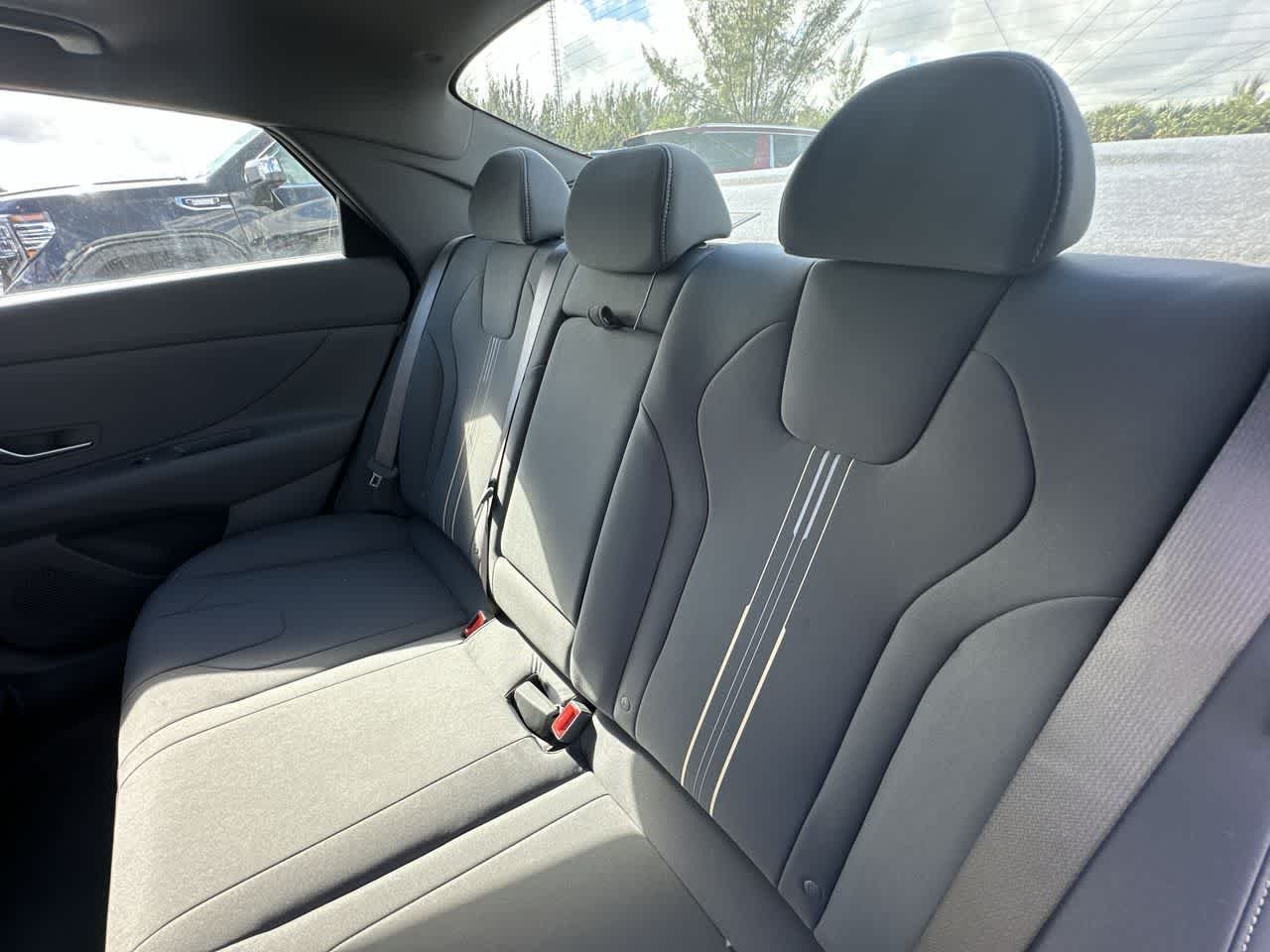 New 2026 Fluid Metal Hyundai SEL Sport Premium image 22