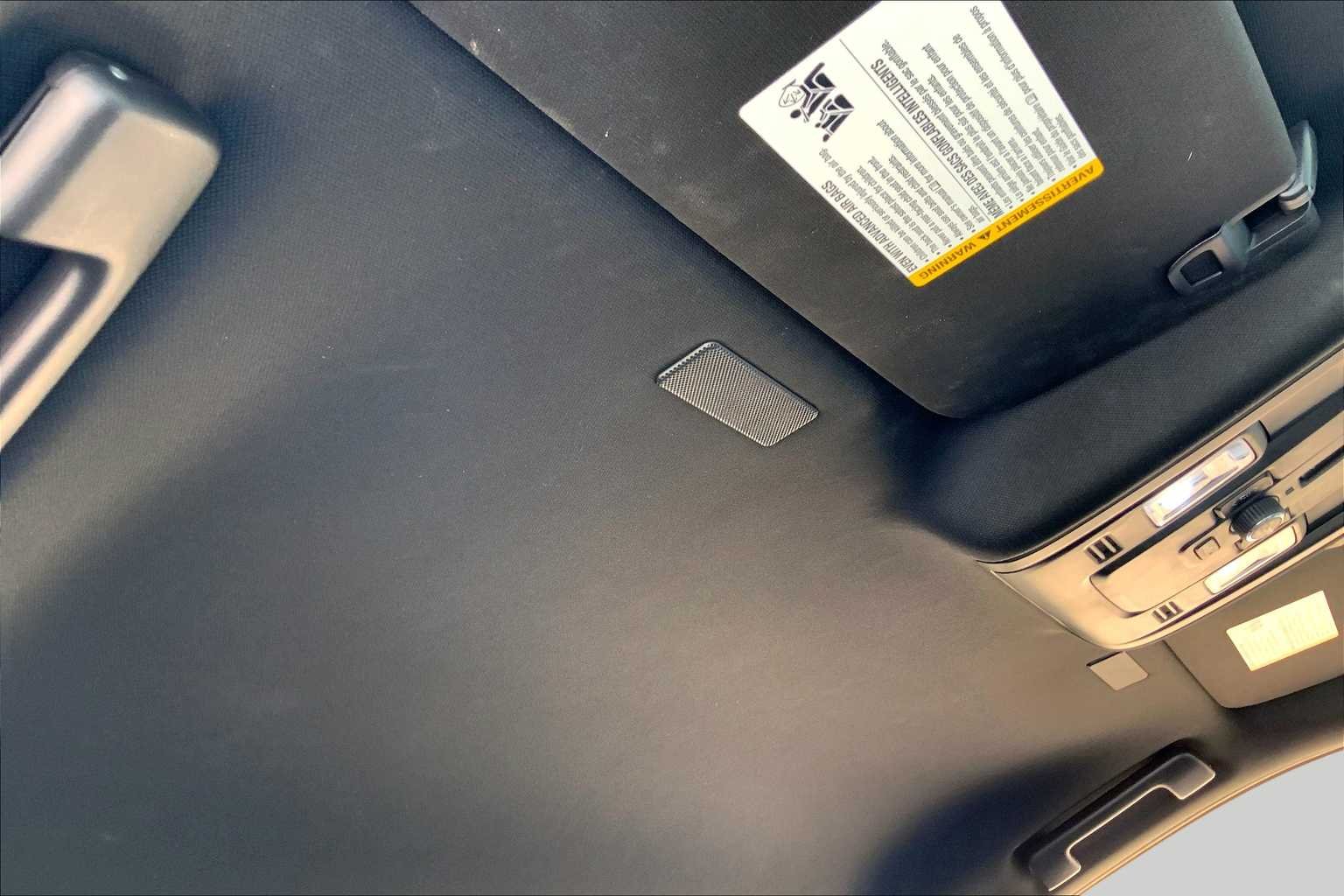 Used 2025 Onyx Black GMC Denali image 14