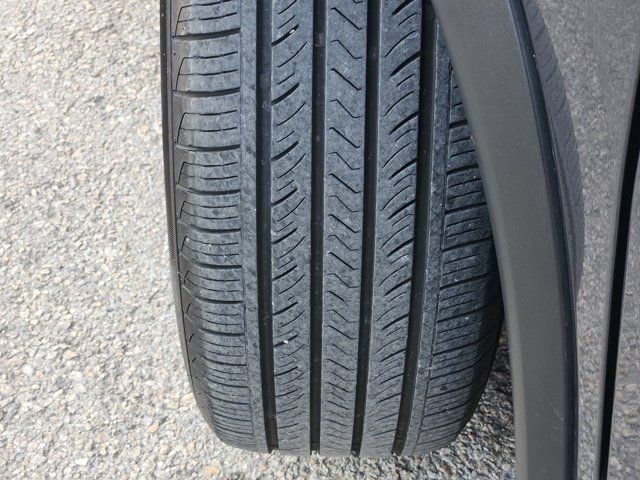 Used 2025 Gray Nissan SV image 11