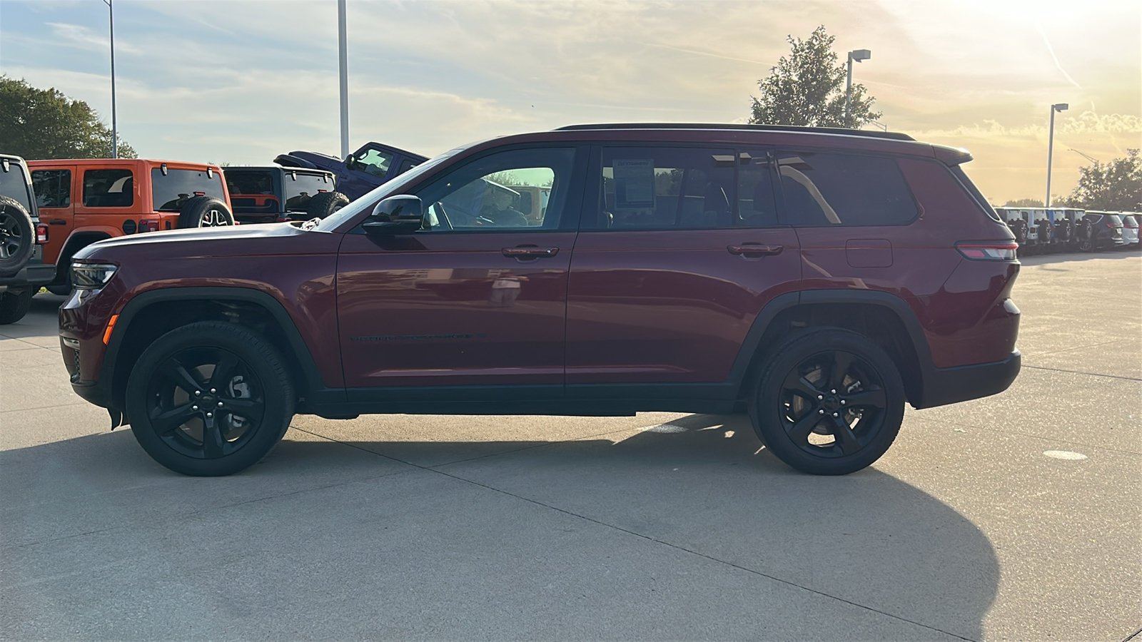 Used 2024 Red Jeep Limited image 8