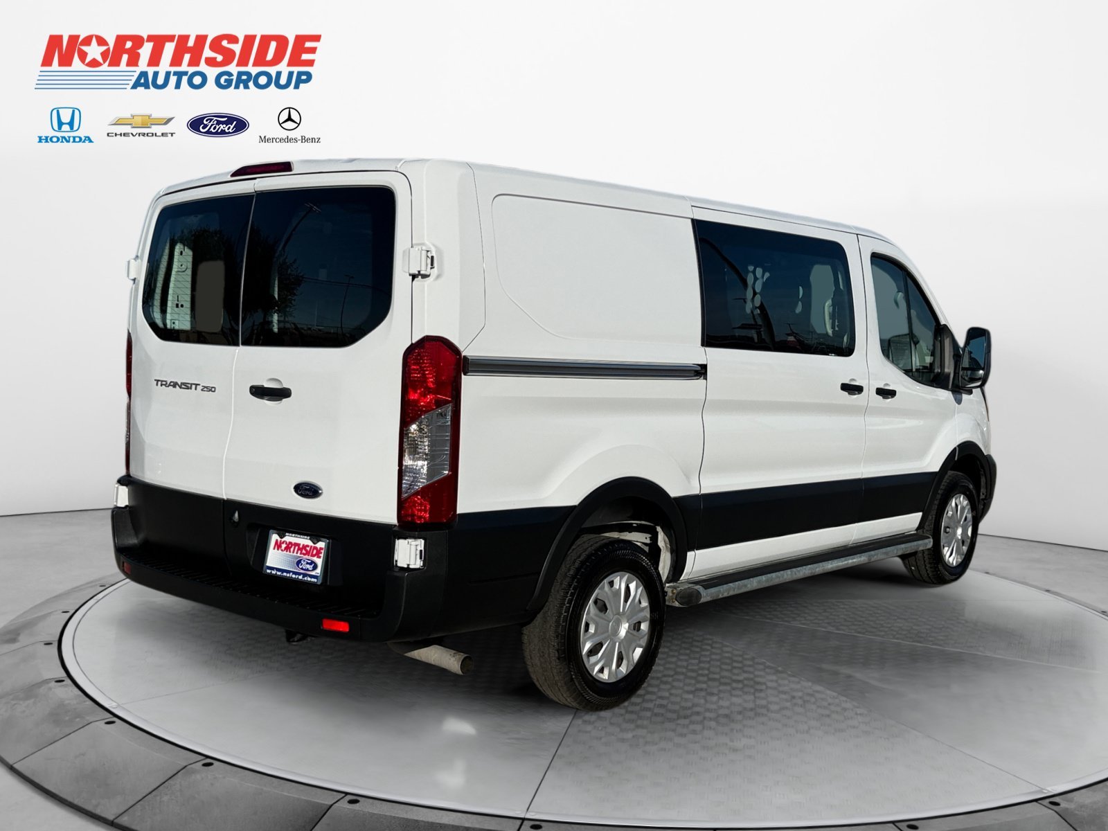Used 2025 Oxford White Ford  image 7