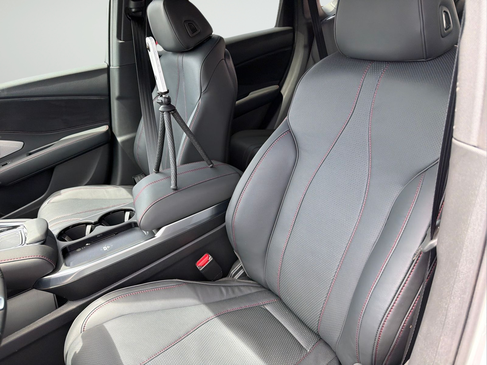 New 2026 Platinum White Pearl Acura A-Spec Advance Package image 24
