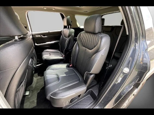 2024 Hyundai Palisade Limited - Photo 23