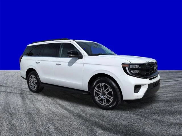 New 2026 Star White Metallic Tri-Coat Ford Active image 2