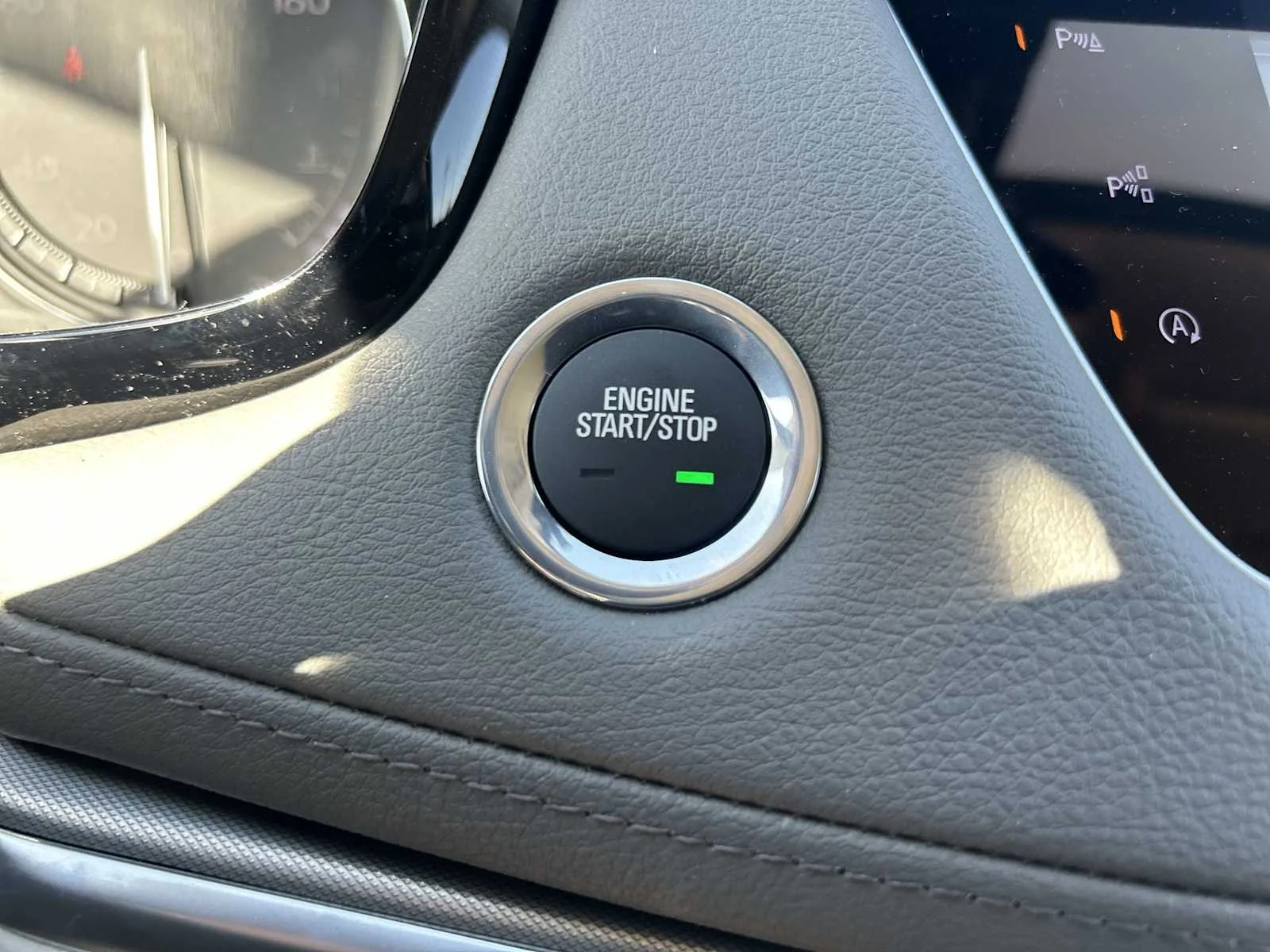 2025 Cadillac XT5 Premium Luxury - Photo 18