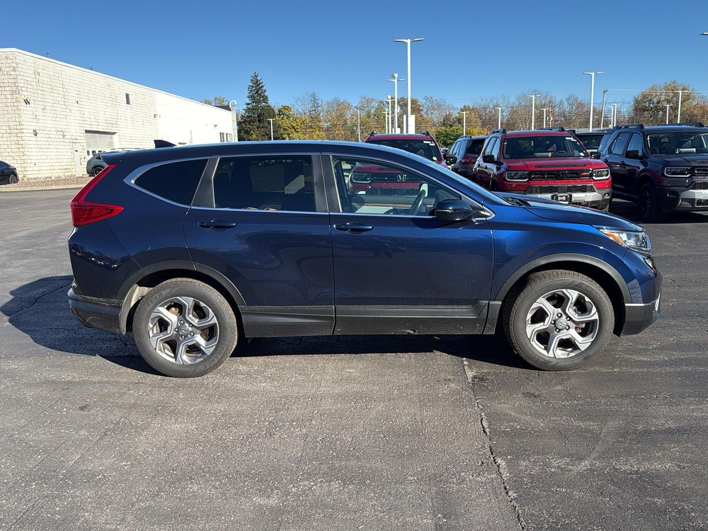 Used 2019 Obsidian Blue Pearl Honda EX-L image 5