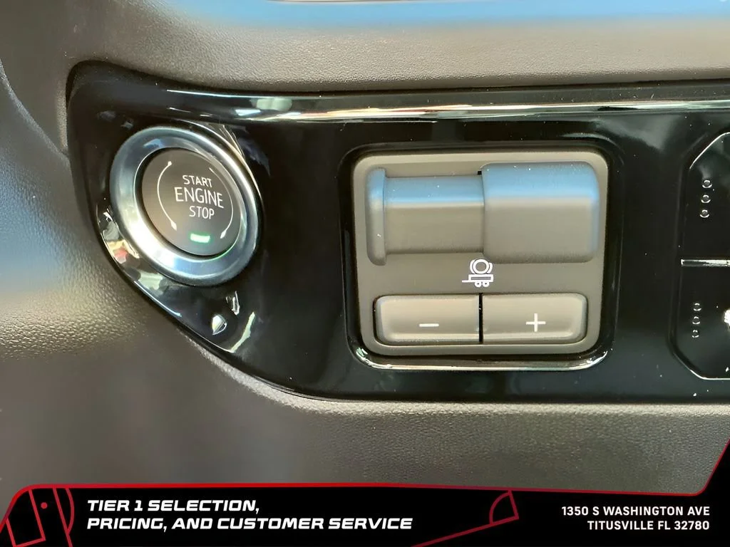 New 2026 Summit White GMC SLE image 45