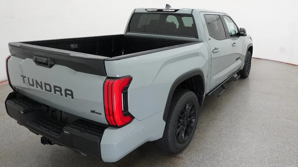 New 2026 Lunar Rock Toyota SR5 image 22